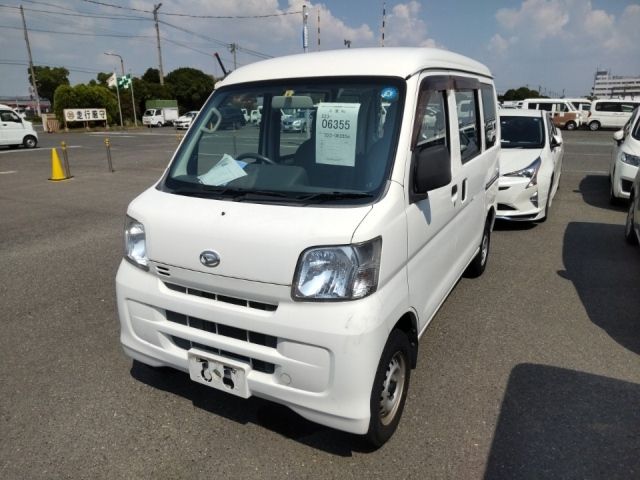 6355 Daihatsu Hijet van S321V 2013 г. (LUM Kobe Nyusatsu)